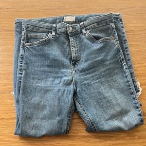 topshop jamie skinny jeans distressed size 30